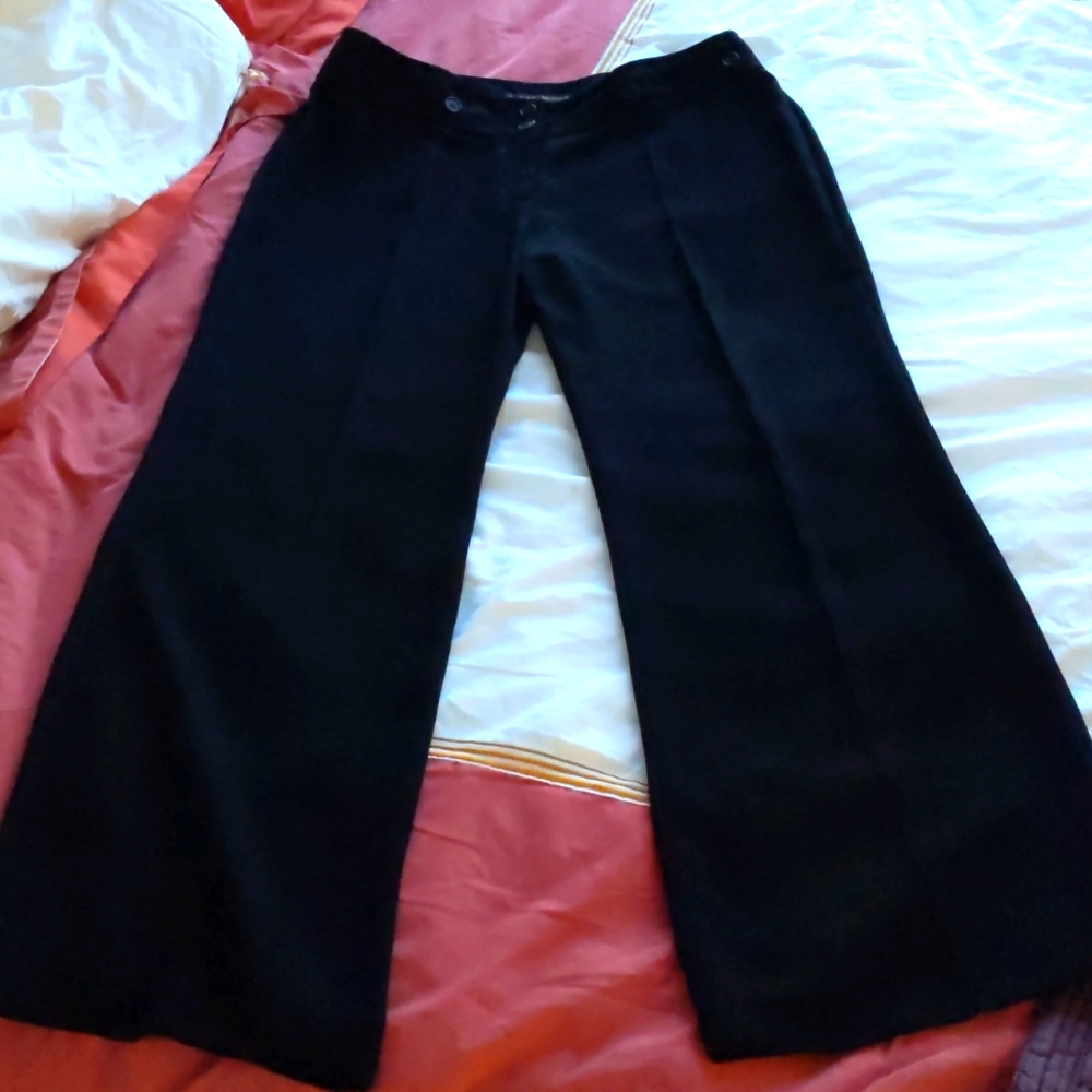 Black flowing trousers with decorative buttons size L by Jenne Maac